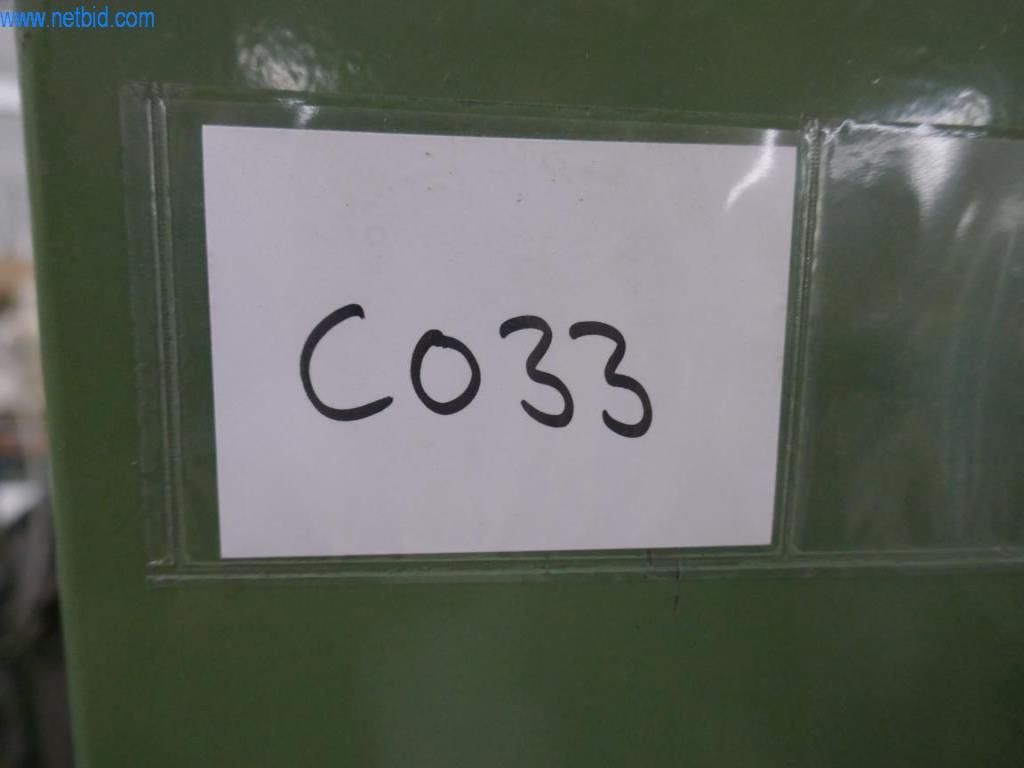 Stroje na zpracování kůže a textilu-4