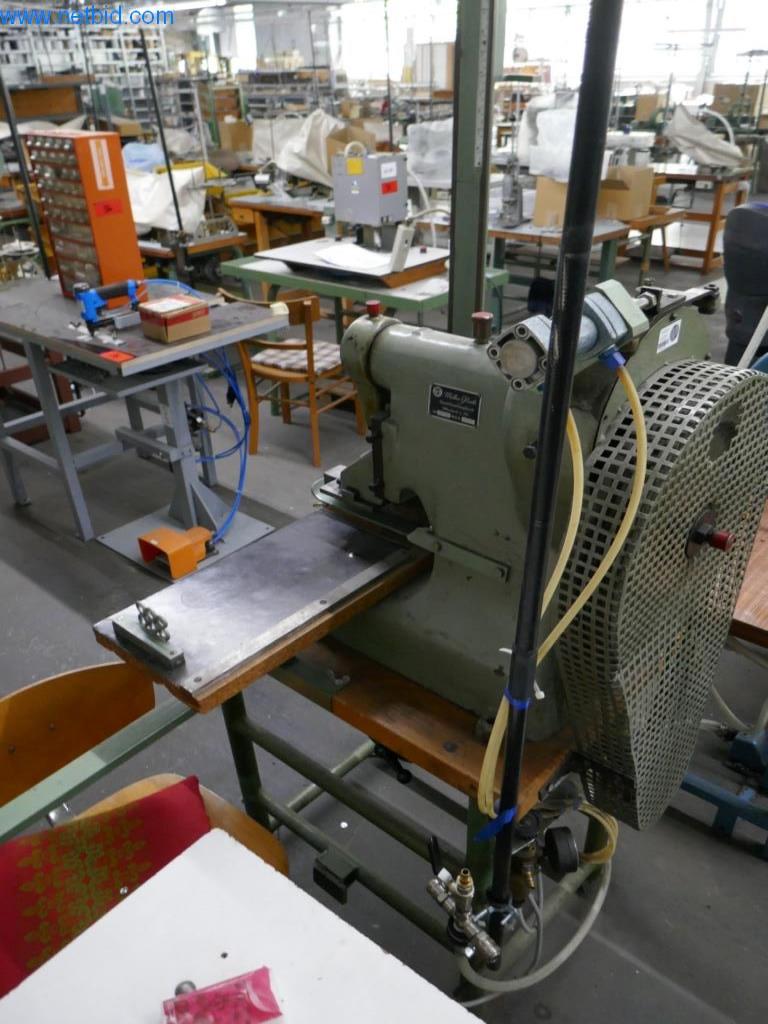 Stroji za predelavo usnja in tekstila-2