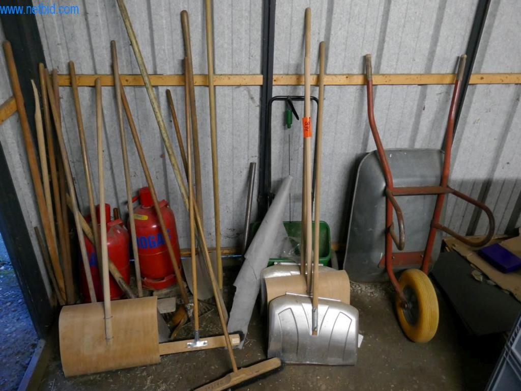 Stroje na zpracování kůže a textilu-3