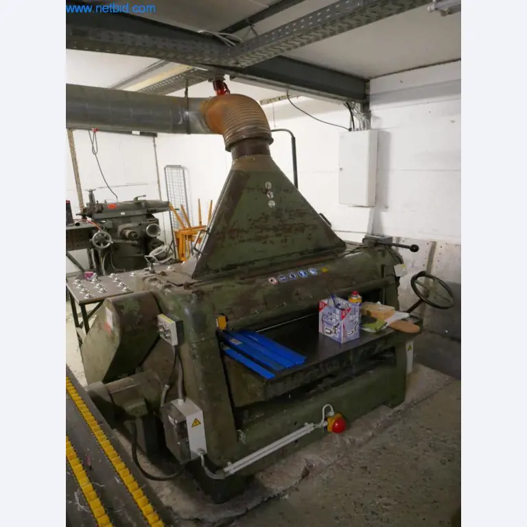 Stroji za predelavo usnja in tekstila-1