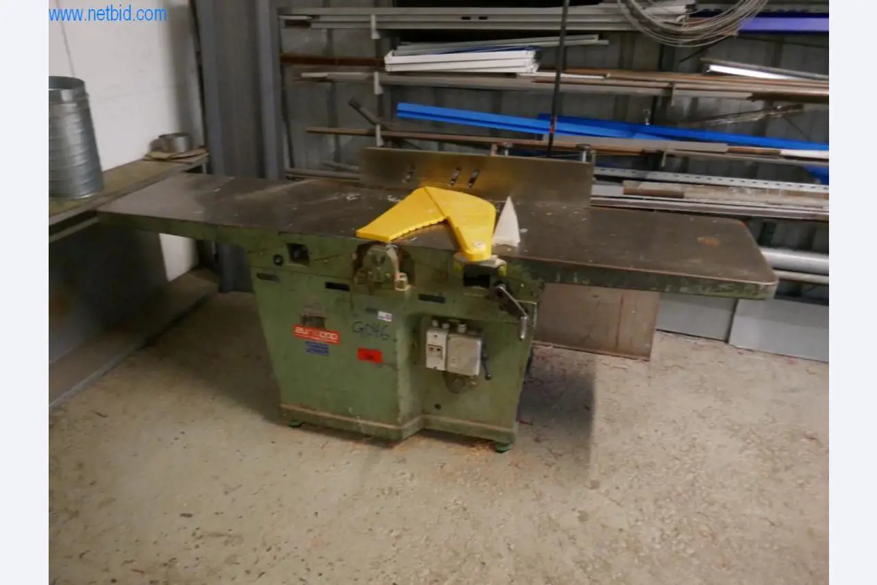 Stroji za predelavo usnja in tekstila-1