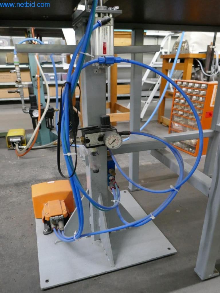 Leder- und Textilbearbeitungsmaschinen-3