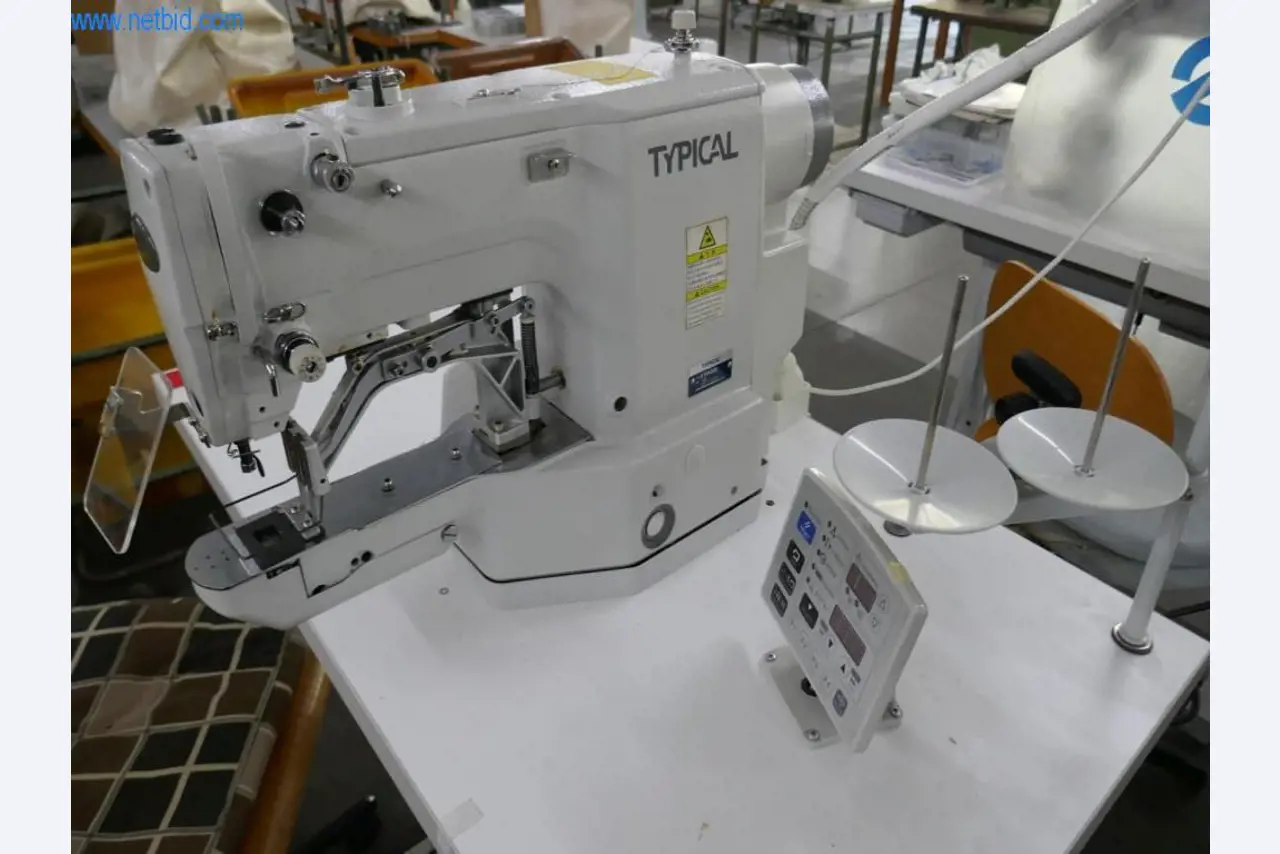 Leder- und Textilbearbeitungsmaschinen-2