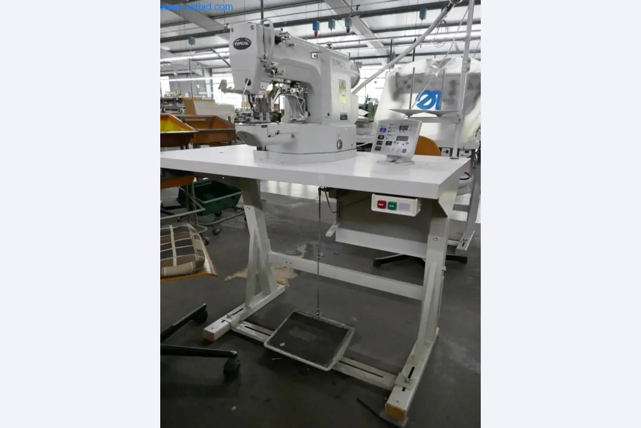 Leder- und Textilbearbeitungsmaschinen-3