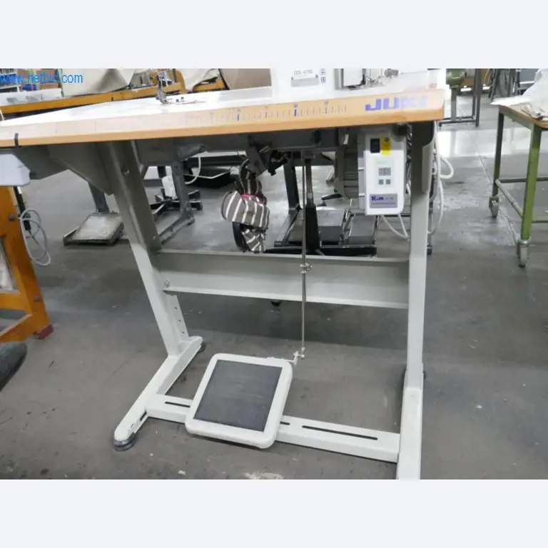 Leder- und Textilbearbeitungsmaschinen-3