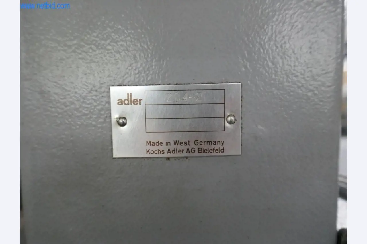 Leder- und Textilbearbeitungsmaschinen-5