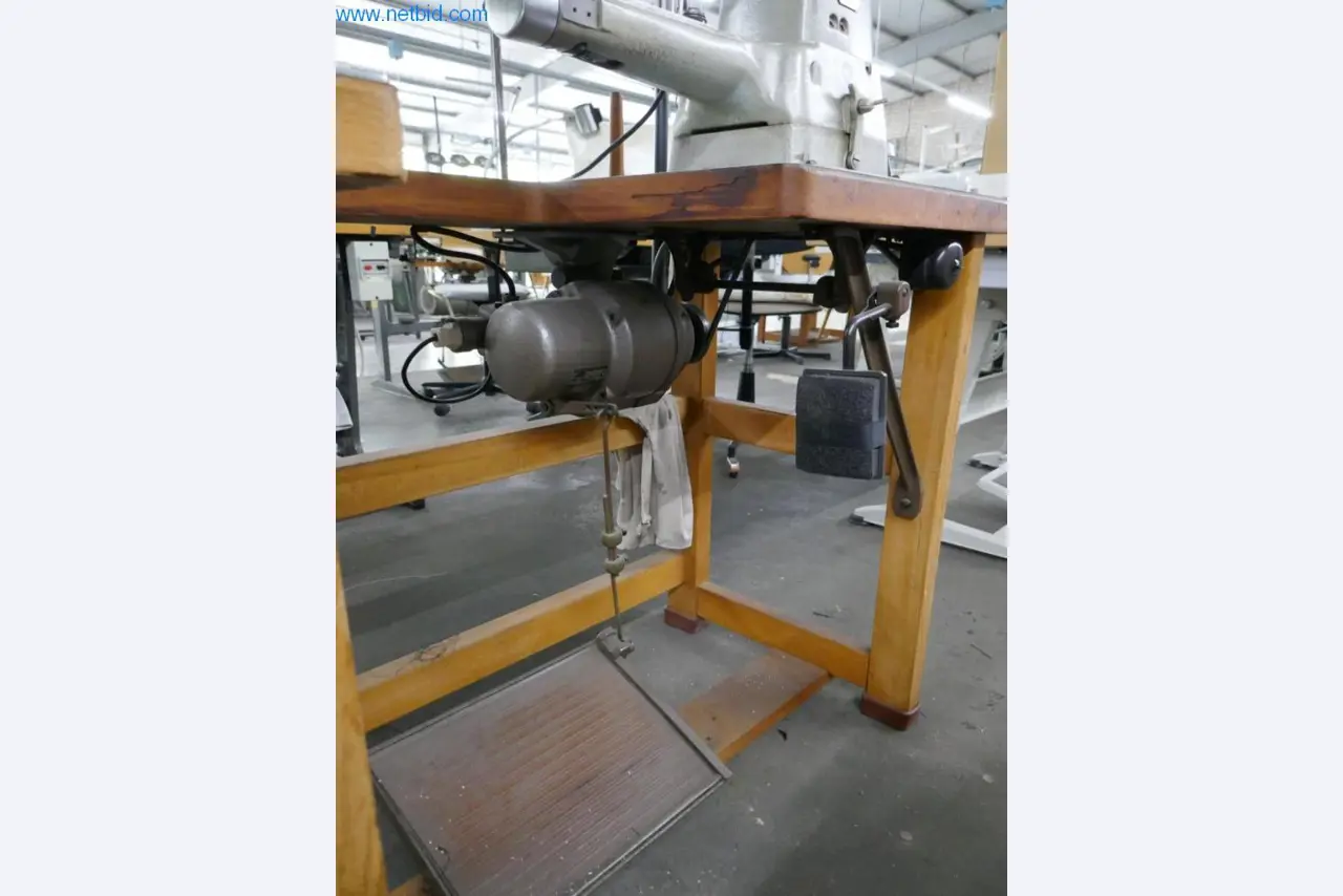 Stroje na zpracování kůže a textilu-3