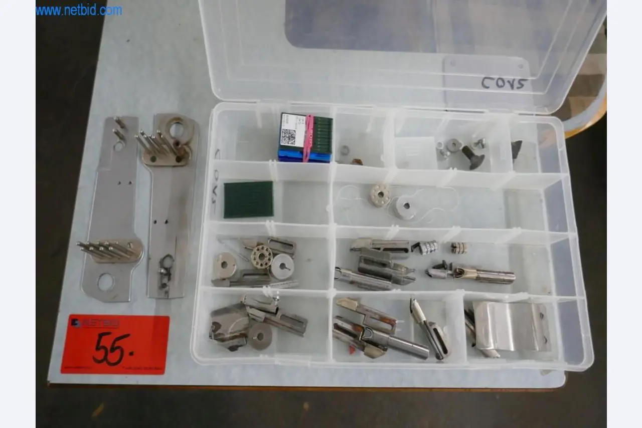 Stroje na zpracování kůže a textilu-7