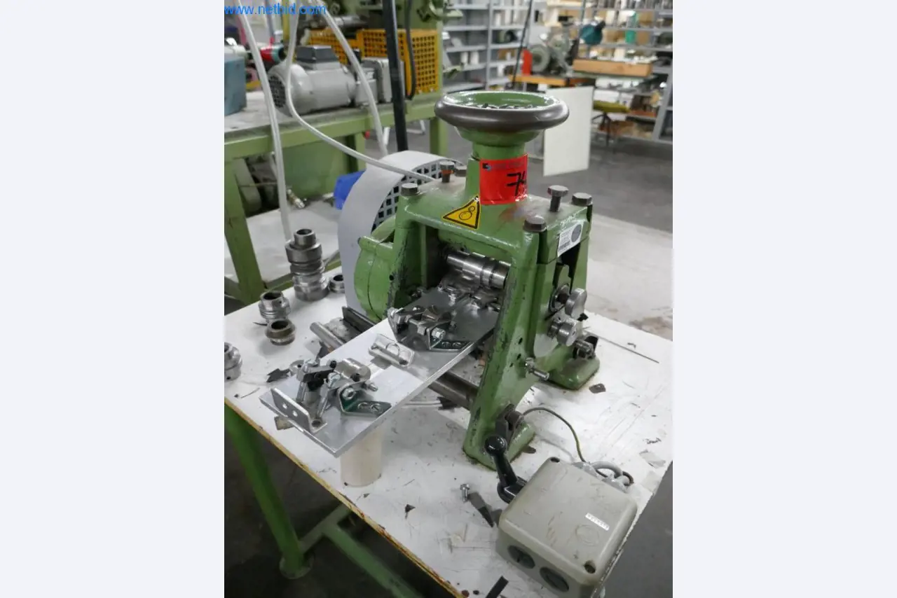 Stroji za predelavo usnja in tekstila-2