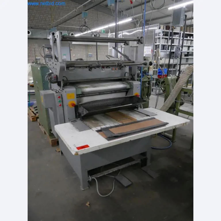 Leder- und Textilbearbeitungsmaschinen-1