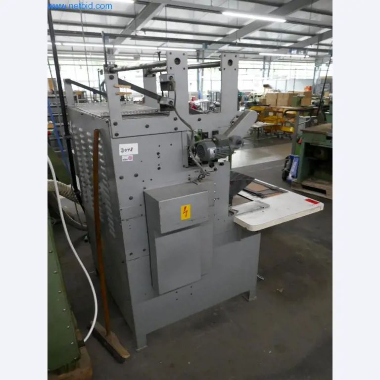 Leder- und Textilbearbeitungsmaschinen-5