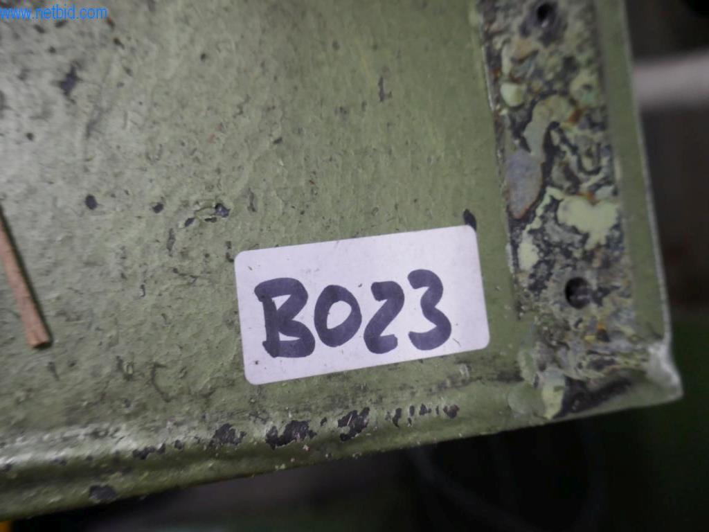 Leder- und Textilbearbeitungsmaschinen-4