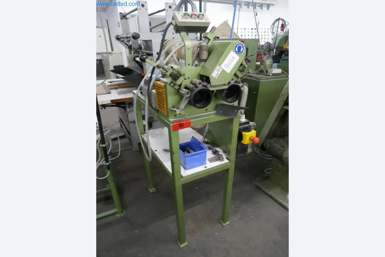 Leder- und Textilbearbeitungsmaschinen-1