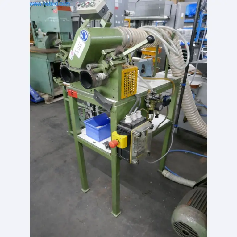 Leder- und Textilbearbeitungsmaschinen-2