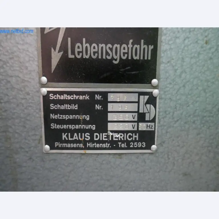 Leder- und Textilbearbeitungsmaschinen-4