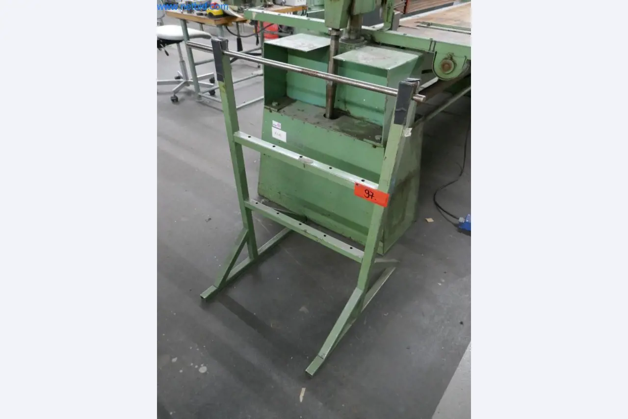 Leder- und Textilbearbeitungsmaschinen-5