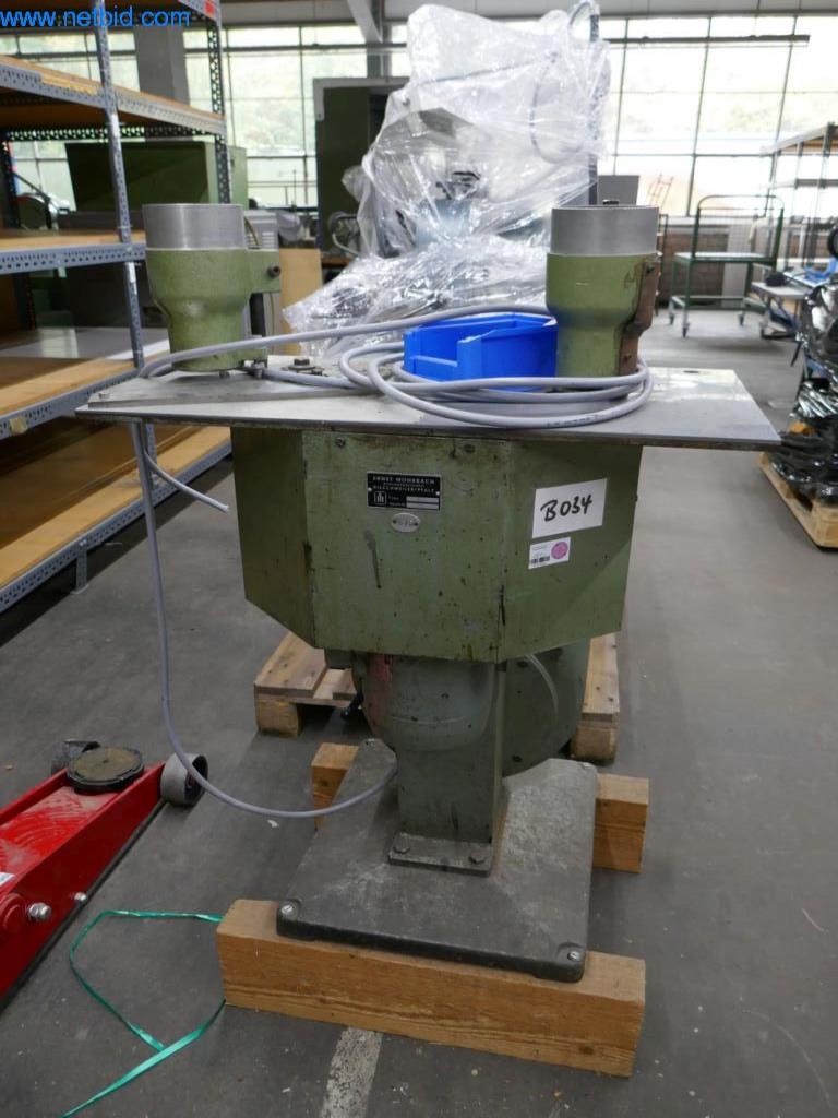 Stroje na zpracování kůže a textilu-1