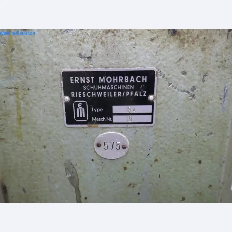 Stroje na zpracování kůže a textilu-3