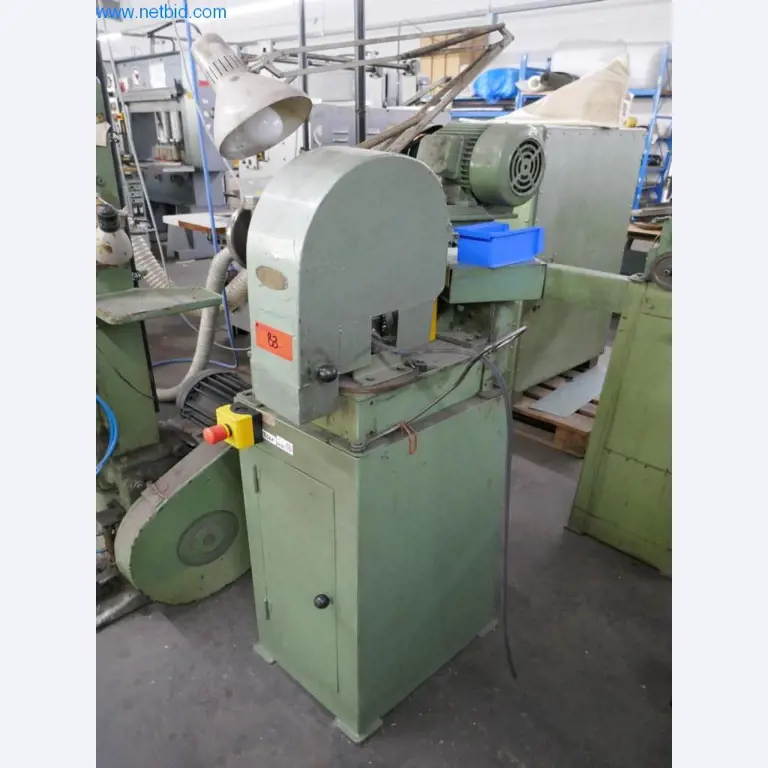 Leder- und Textilbearbeitungsmaschinen-1