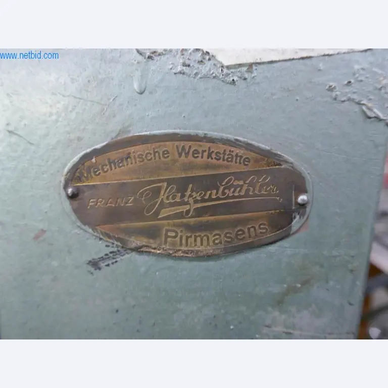 Leder- und Textilbearbeitungsmaschinen-3