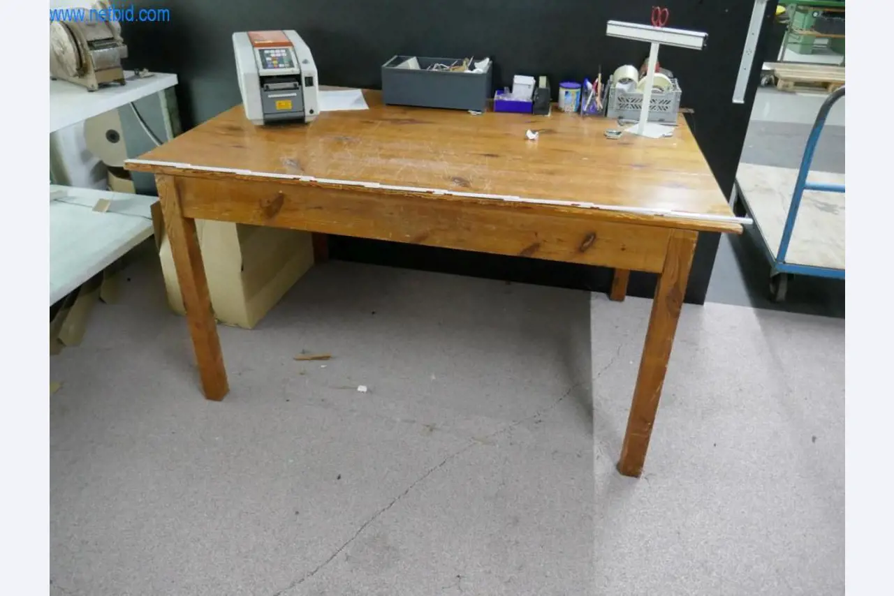 Leder- und Textilbearbeitungsmaschinen-2