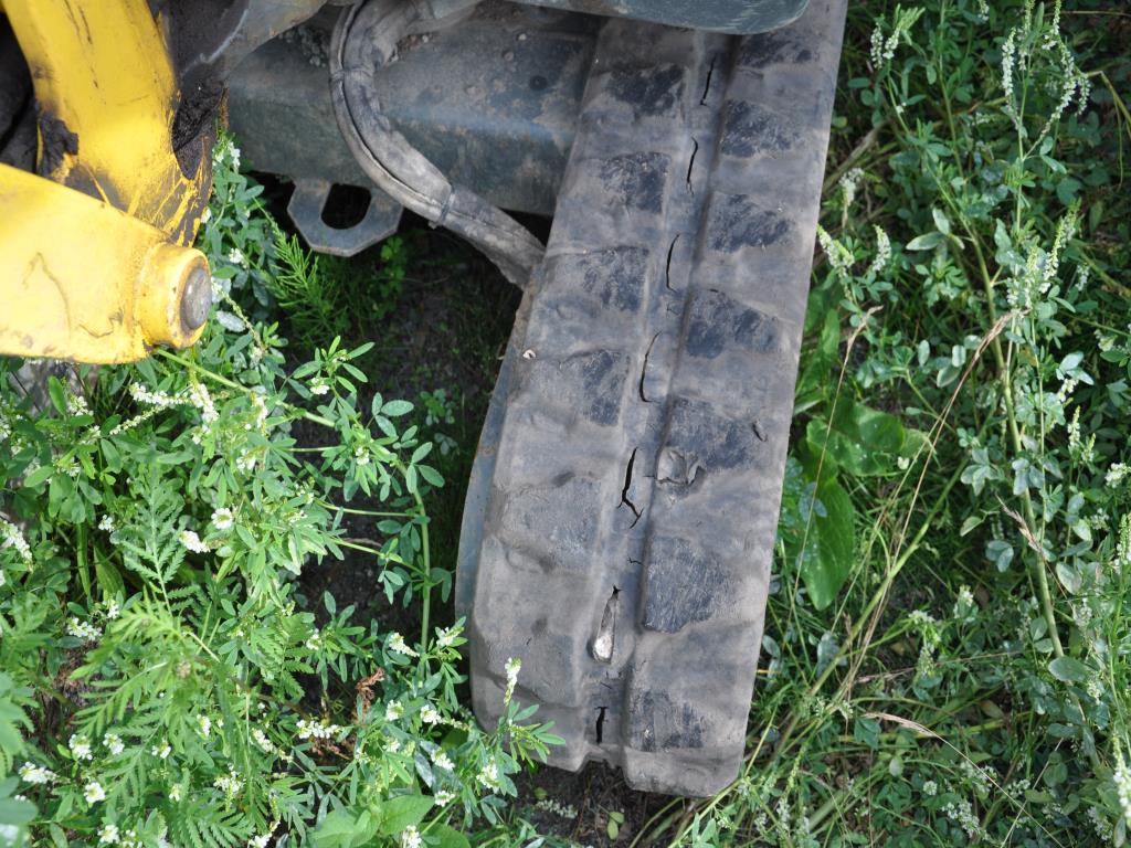 Vehículos de obra y construcción modernos y bien mantenidos y otros equipos mecánicos del sector de la ingeniería civil-3