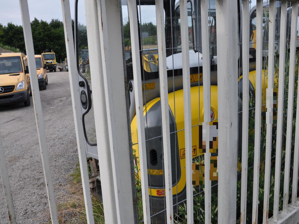 Sodobna, dobro vzdrževana gradbena vozila in vozila za gradbišča ter druga mehanska oprema iz sektorja gradbeništva.-7