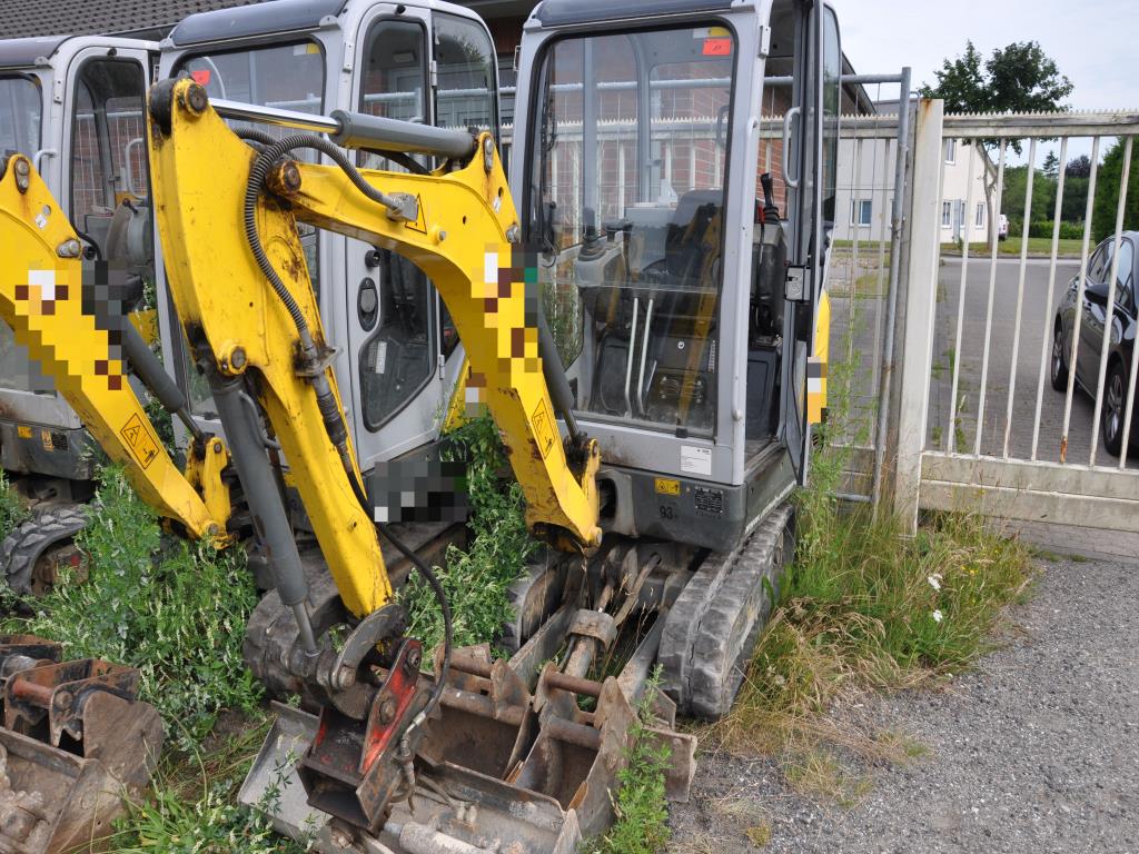 Sodobna, dobro vzdrževana gradbena vozila in vozila za gradbišča ter druga mehanska oprema iz sektorja gradbeništva.-5