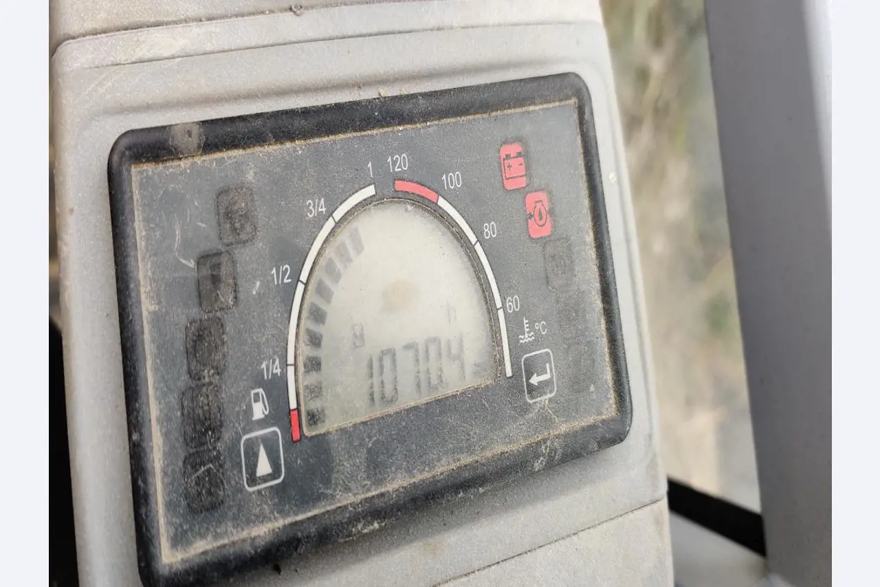 Moderne, gepflegte Bau- und Baustellenfahrzeuge sowie weitere maschinelle Ausstattung aus dem Tiefbau-5