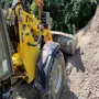 thumbnail-Moderne, goed onderhouden bouwvoertuigen en andere mechanische apparatuur uit de weg- en waterbouwsector-9