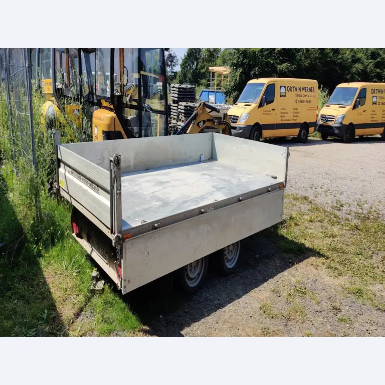 Nowoczesne, dobrze utrzymane pojazdy budowlane i budowlane oraz inny sprzęt mechaniczny z sektora inżynierii lądowej i wodnej.-2