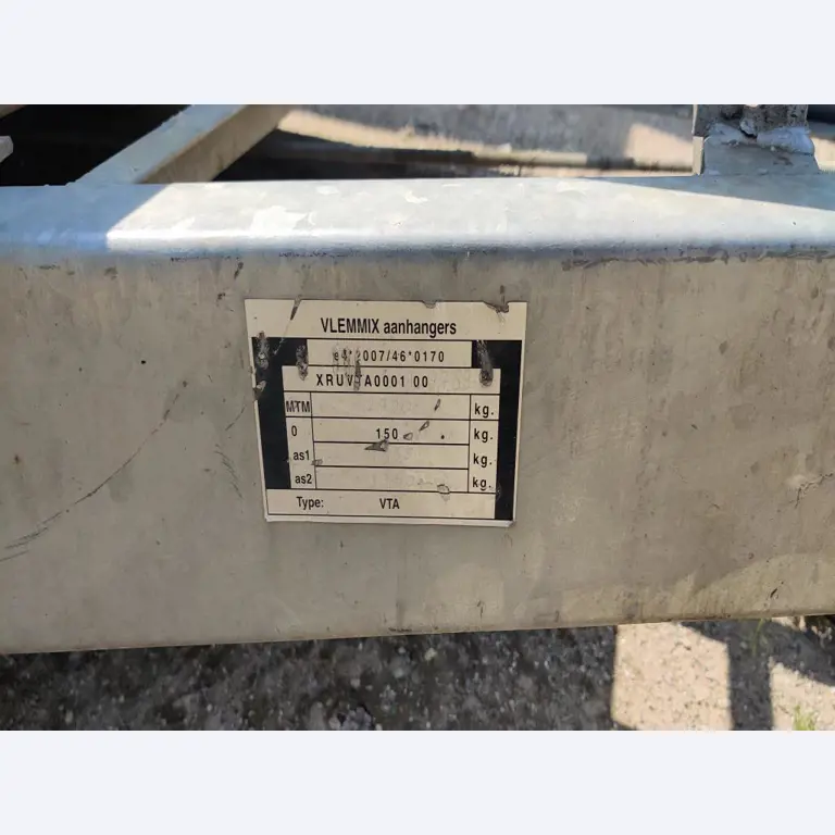 Moderne, gepflegte Bau- und Baustellenfahrzeuge sowie weitere maschinelle Ausstattung aus dem Tiefbau-3