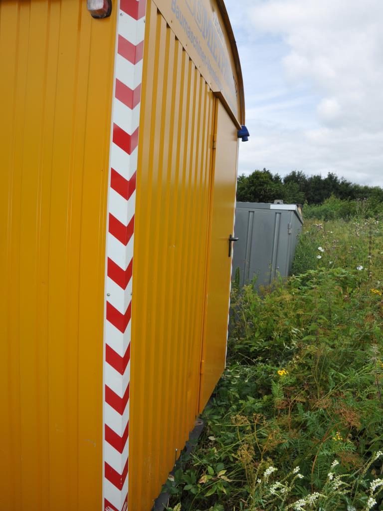 Moderne, gepflegte Bau- und Baustellenfahrzeuge sowie weitere maschinelle Ausstattung aus dem Tiefbau-4