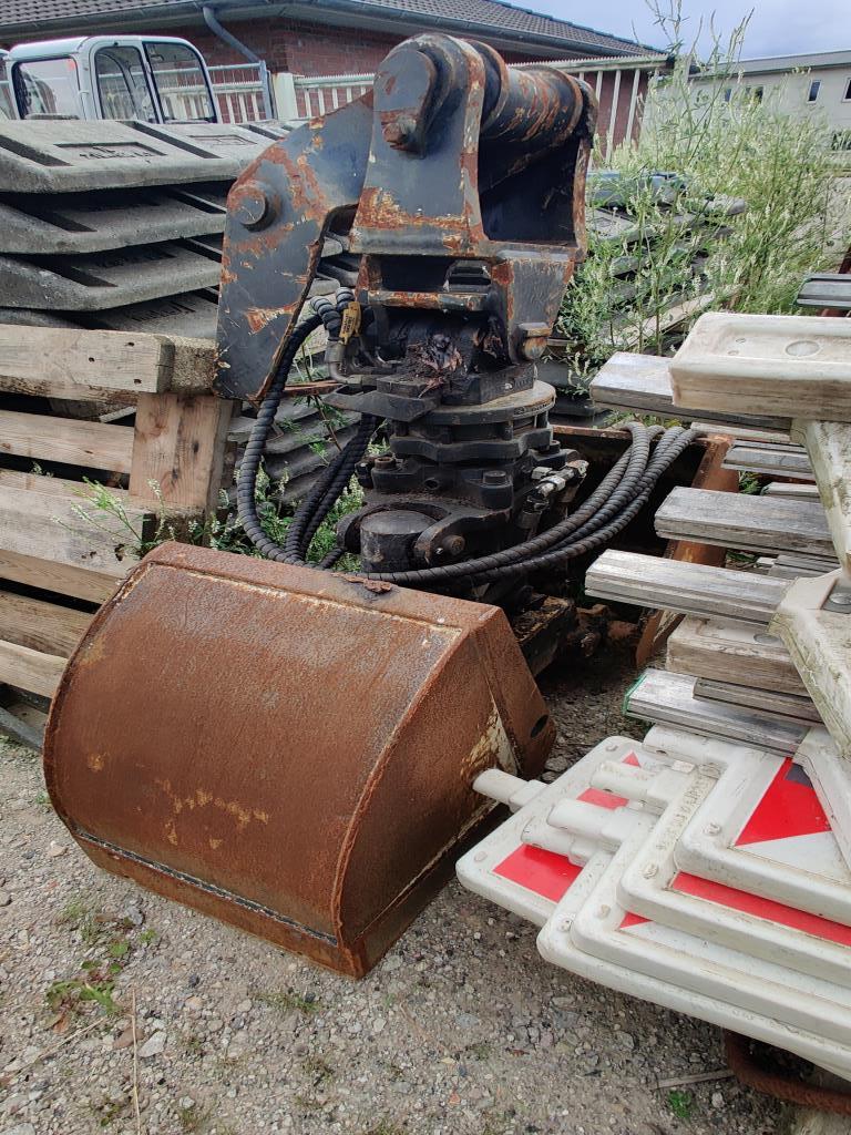 Moderne, gepflegte Bau- und Baustellenfahrzeuge sowie weitere maschinelle Ausstattung aus dem Tiefbau-14