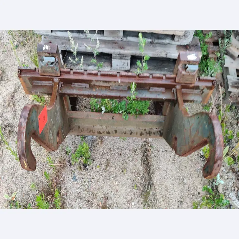 Vehículos de obra y construcción modernos y bien mantenidos y otros equipos mecánicos del sector de la ingeniería civil-2