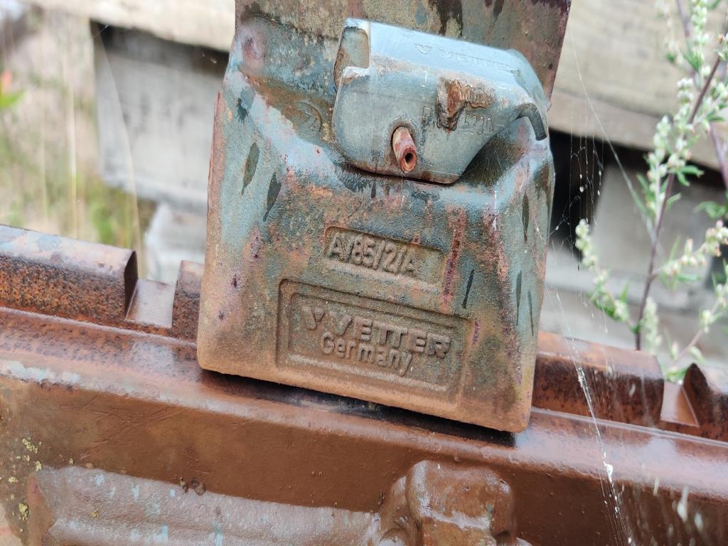 Moderne, gepflegte Bau- und Baustellenfahrzeuge sowie weitere maschinelle Ausstattung aus dem Tiefbau-3