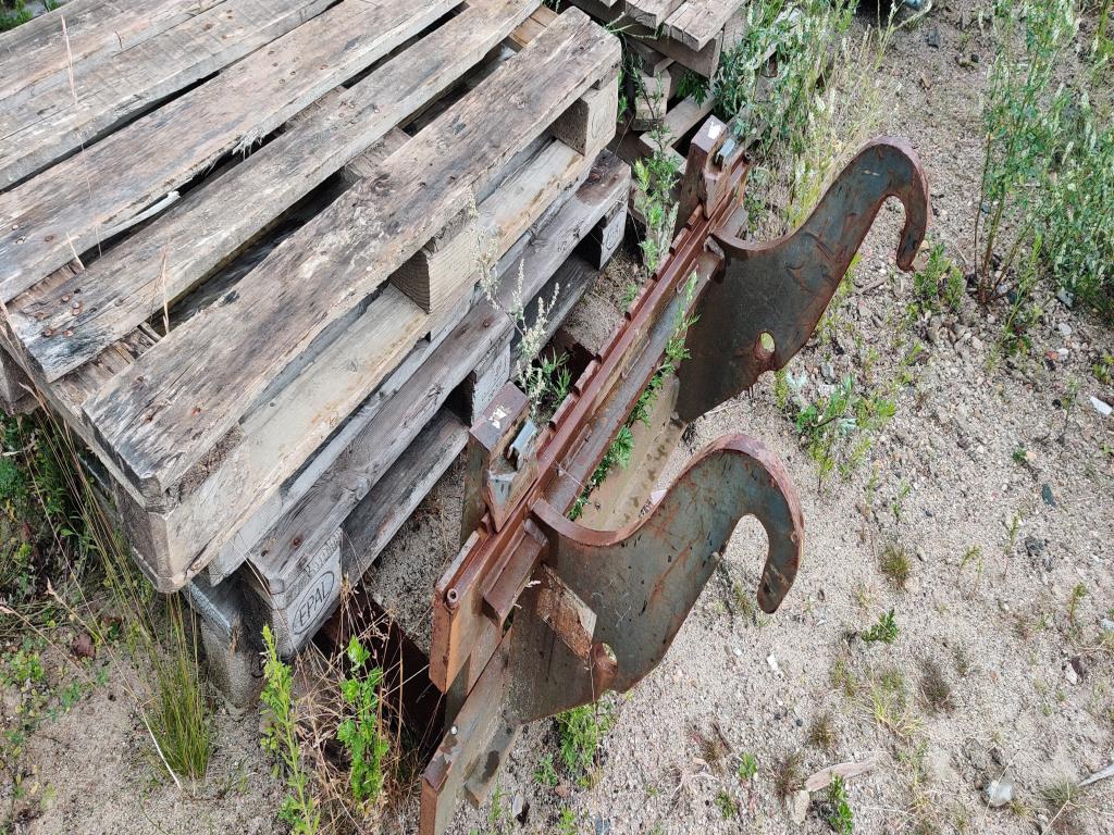 Moderne, gepflegte Bau- und Baustellenfahrzeuge sowie weitere maschinelle Ausstattung aus dem Tiefbau-4