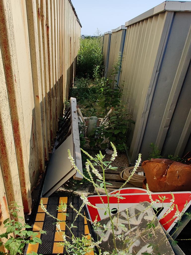 Veículos de construção e de estaleiro modernos e bem conservados e outros equipamentos mecânicos do sector da engenharia civil-19