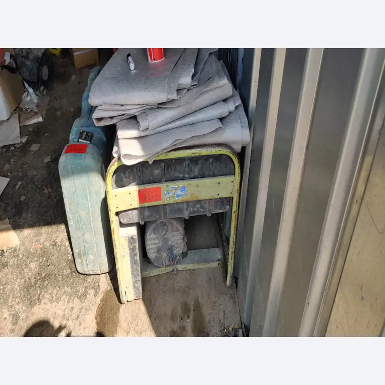 Nowoczesne, dobrze utrzymane pojazdy budowlane i budowlane oraz inny sprzęt mechaniczny z sektora inżynierii lądowej i wodnej.-1