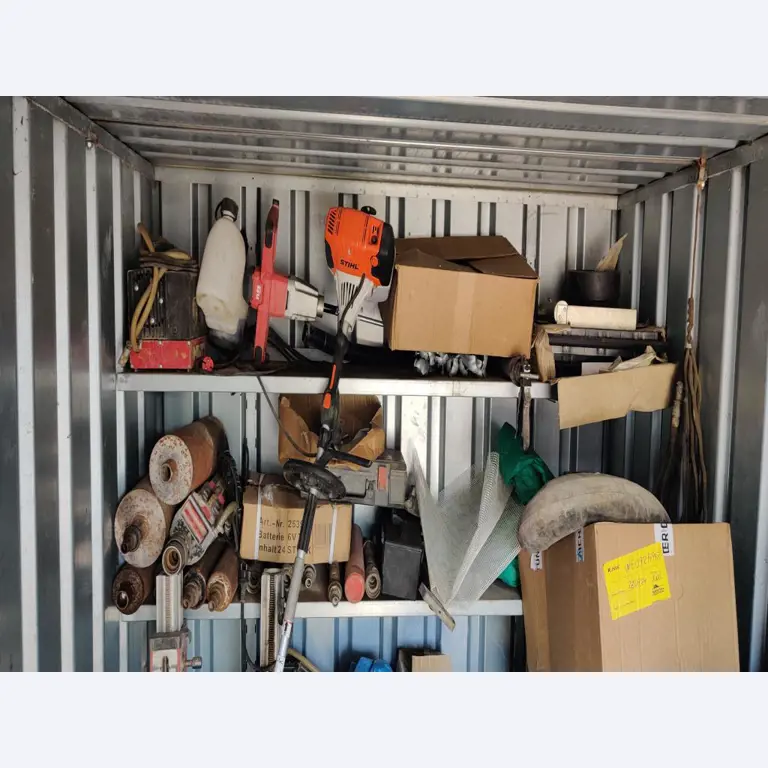 Vehículos de obra y construcción modernos y bien mantenidos y otros equipos mecánicos del sector de la ingeniería civil-6