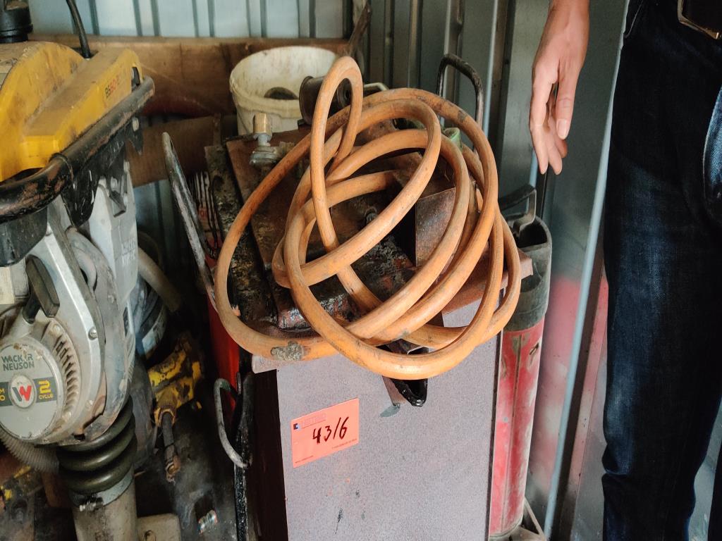 Nowoczesne, dobrze utrzymane pojazdy budowlane i budowlane oraz inny sprzęt mechaniczny z sektora inżynierii lądowej i wodnej.-1