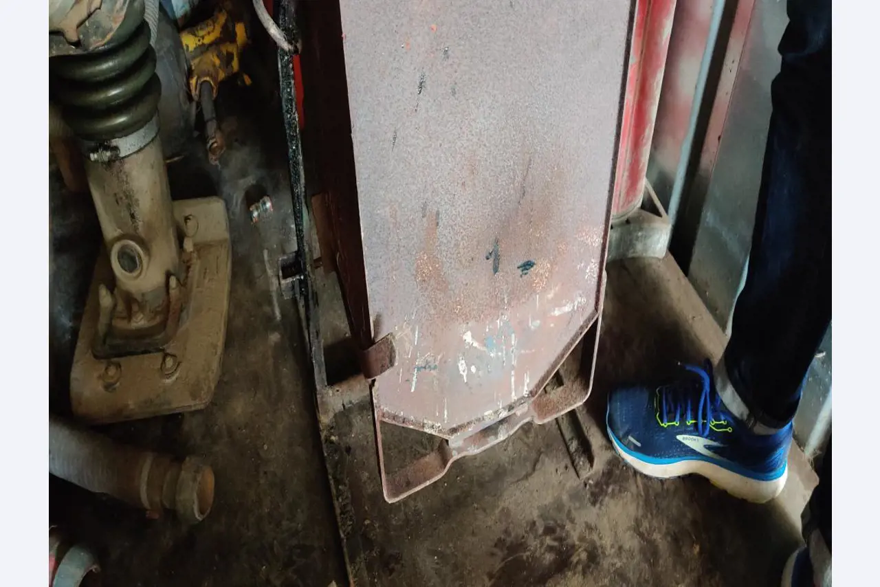 Sodobna, dobro vzdrževana gradbena vozila in vozila za gradbišča ter druga mehanska oprema iz sektorja gradbeništva.-2