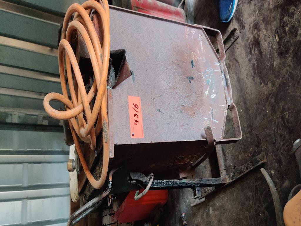 Nowoczesne, dobrze utrzymane pojazdy budowlane i budowlane oraz inny sprzęt mechaniczny z sektora inżynierii lądowej i wodnej.-3