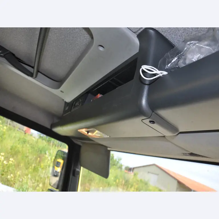 Moderne, gepflegte Bau- und Baustellenfahrzeuge sowie weitere maschinelle Ausstattung aus dem Tiefbau-7
