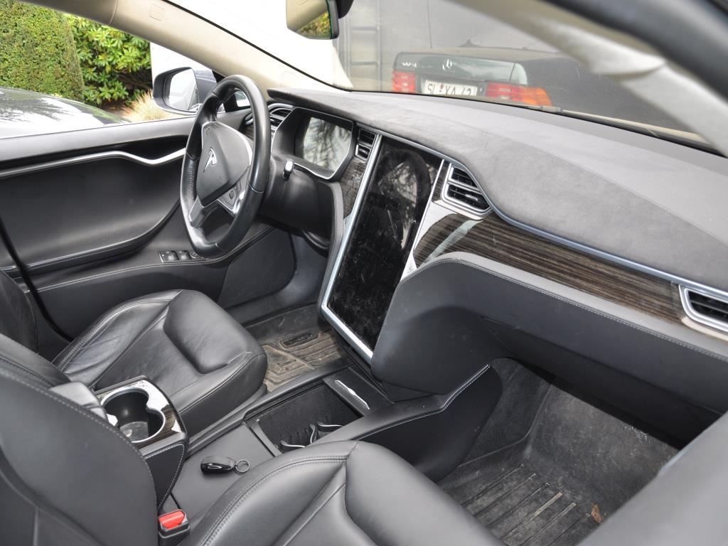 Sodobna, dobro vzdrževana gradbena vozila in vozila za gradbišča ter druga mehanska oprema iz sektorja gradbeništva.-6