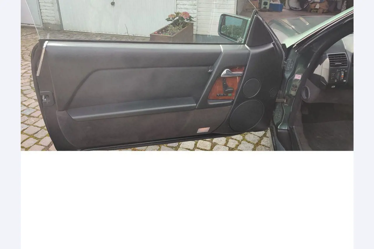 Vehículos de obra y construcción modernos y bien mantenidos y otros equipos mecánicos del sector de la ingeniería civil-28