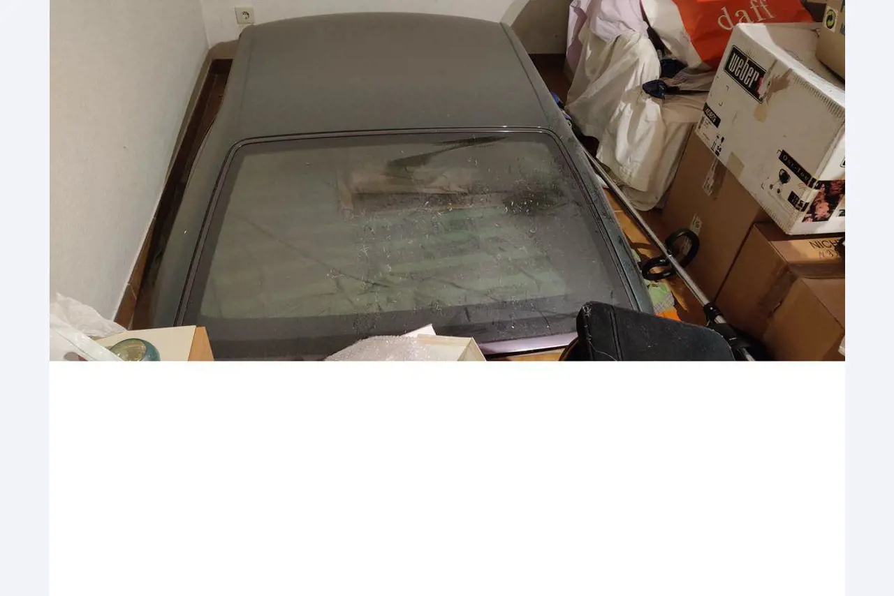 Vehículos de obra y construcción modernos y bien mantenidos y otros equipos mecánicos del sector de la ingeniería civil-33