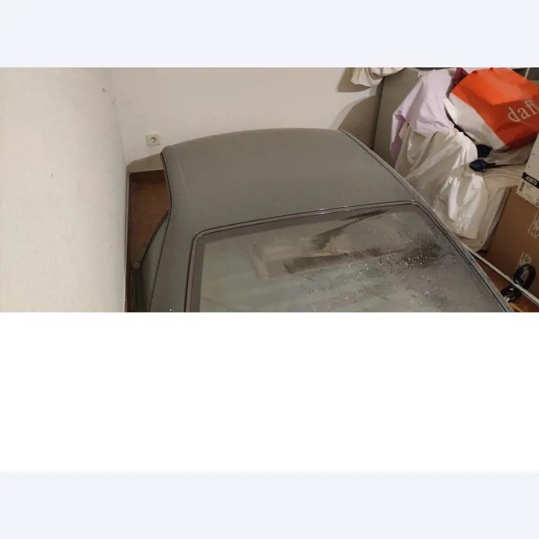 Vehículos de obra y construcción modernos y bien mantenidos y otros equipos mecánicos del sector de la ingeniería civil-35