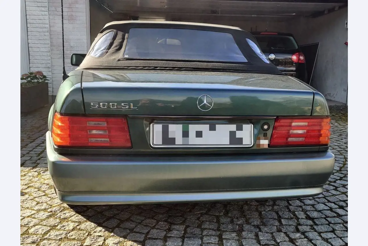 Vehículos de obra y construcción modernos y bien mantenidos y otros equipos mecánicos del sector de la ingeniería civil-6