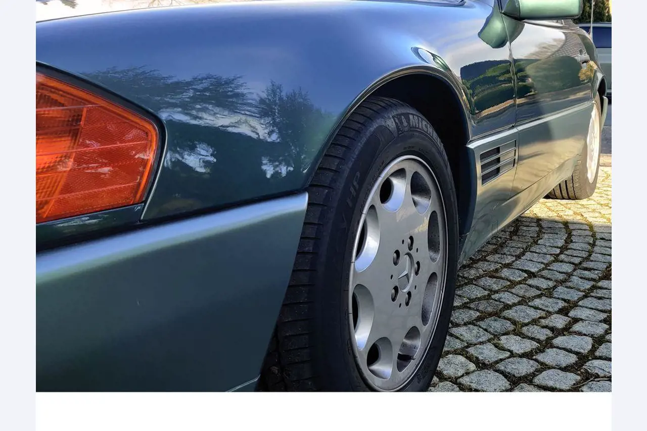 Vehículos de obra y construcción modernos y bien mantenidos y otros equipos mecánicos del sector de la ingeniería civil-9